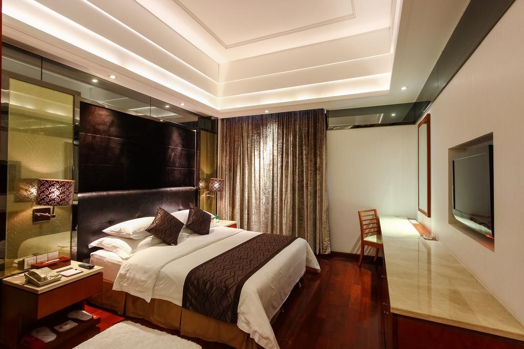 Cedar Hotel Yuzhu ภายนอก รูปภาพ