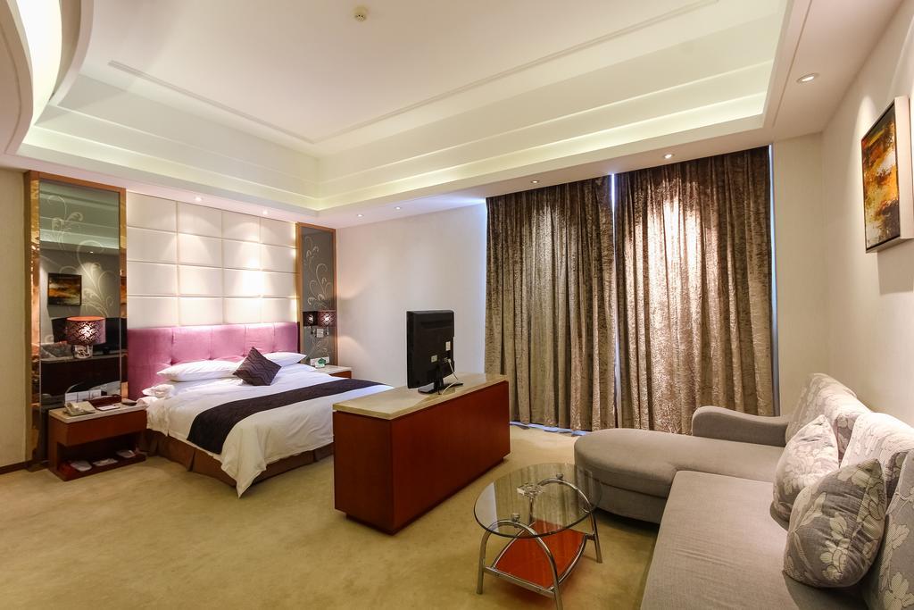 Cedar Hotel Yuzhu ภายนอก รูปภาพ